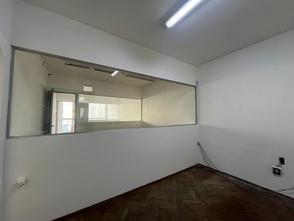 DIRI CERRITO Y TREINTA Y TRES - MUY BUEN PUNTO - 81m2