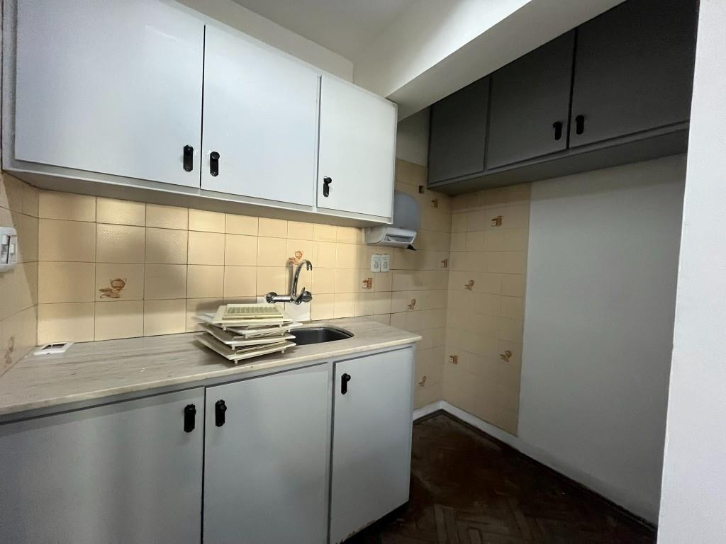 DIRI CERRITO Y TREINTA Y TRES - MUY BUEN PUNTO - 81m2