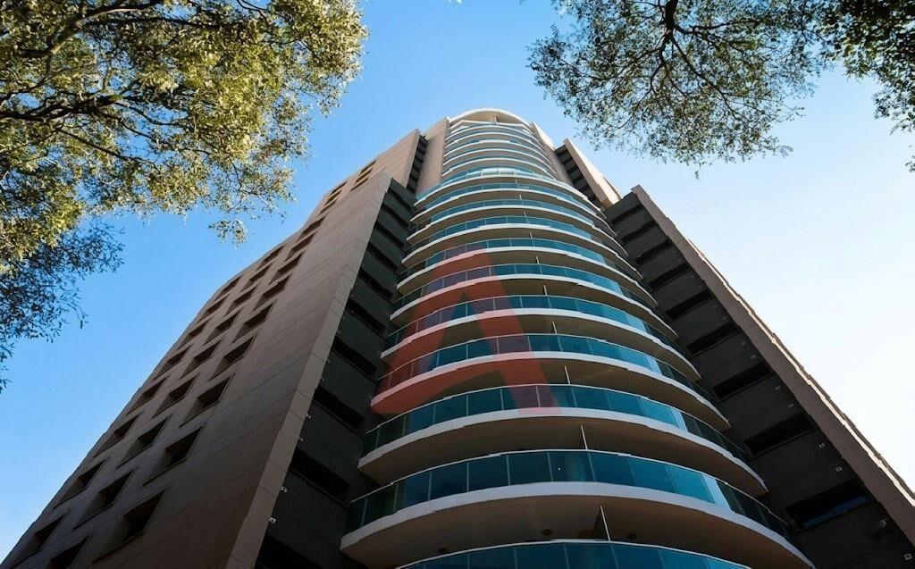 VENTA TORRE SABATO 3 DORMITORIOS Y GARAJE X 2 (CON RENTA)