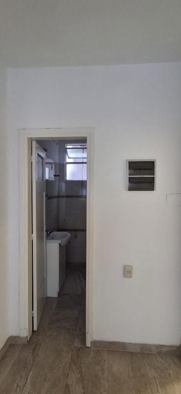 Se vende apto planta baja de 1 dorm Jose Enrique Rodo Cordón
