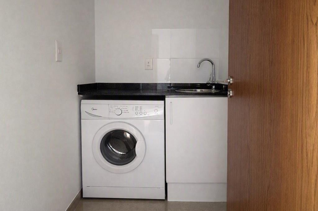 ALQUILER POCITOS 2 DORMITORIOS CON PATIO - AMUEBLADO