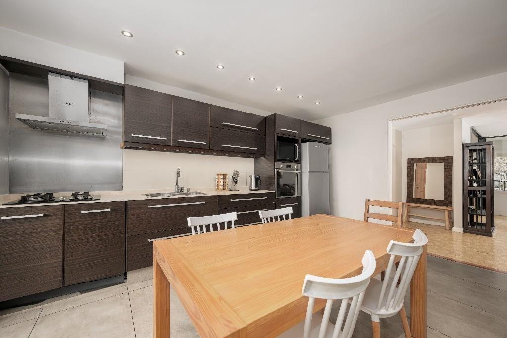 Dueño Vende Divino apartamento 3 dorm pasos de Pza Gomensoro