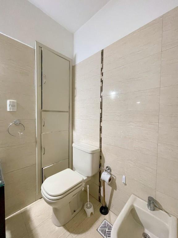 Apartamento En Venta, 3 Dormitorios, Piso 7, Aguada, Garage