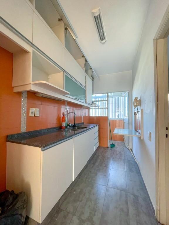 Apartamento En Venta, 3 Dormitorios, Piso 7, Aguada, Garage