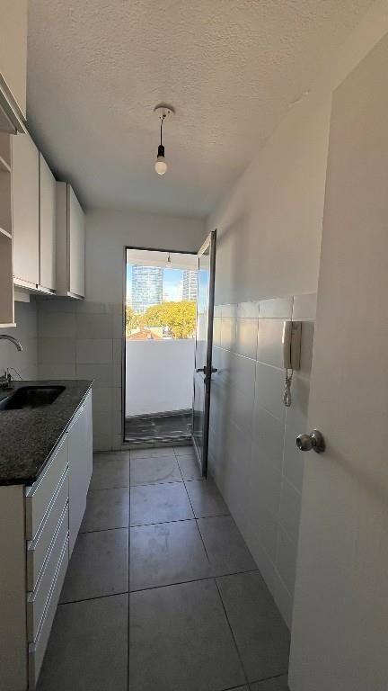 Oportunidad a 2 de WTC 1 dorm cochera cocina definida