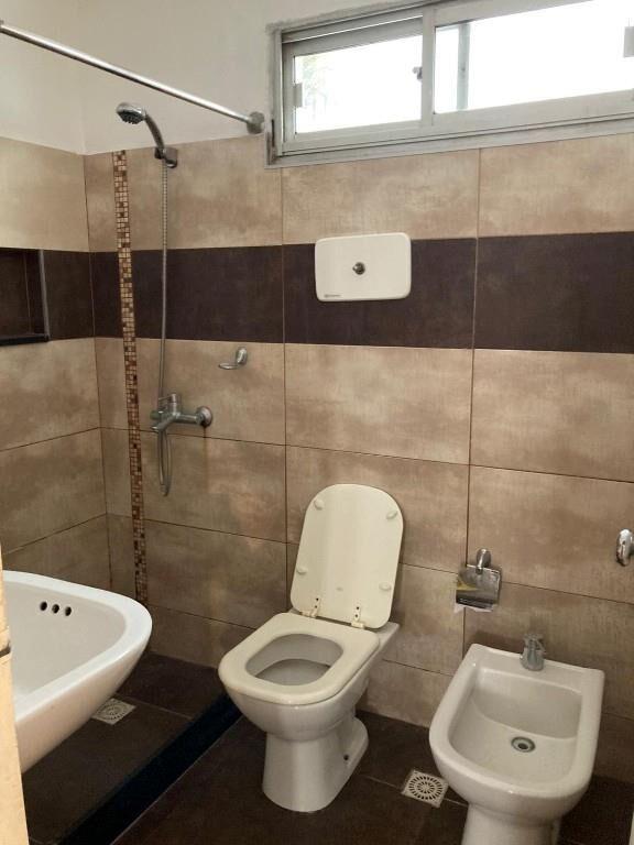 Alquiler 1 Dormitorio con Patio en el Centro - REF AA1085