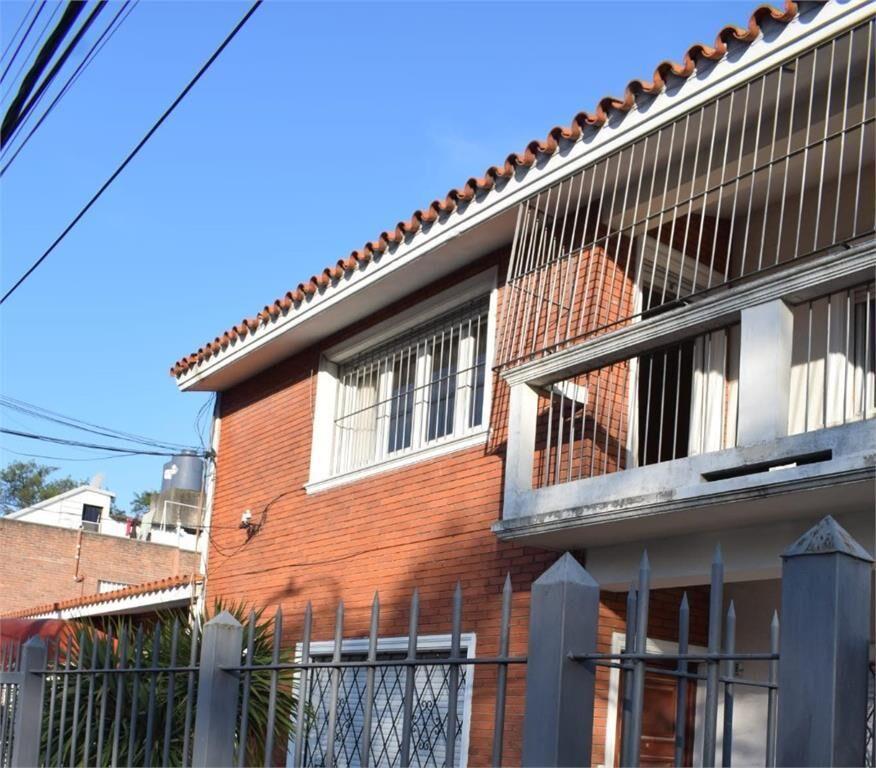Casa P.A. muy luminosa, estado impecable, balcón y parriller