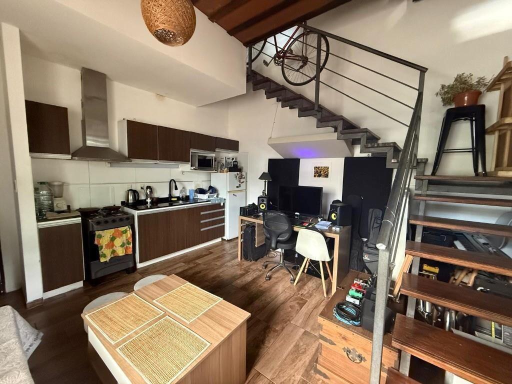 IDEAL INVERSORES! APTO DÚPLEX 1 DORM CON RENTA EN AGUADA