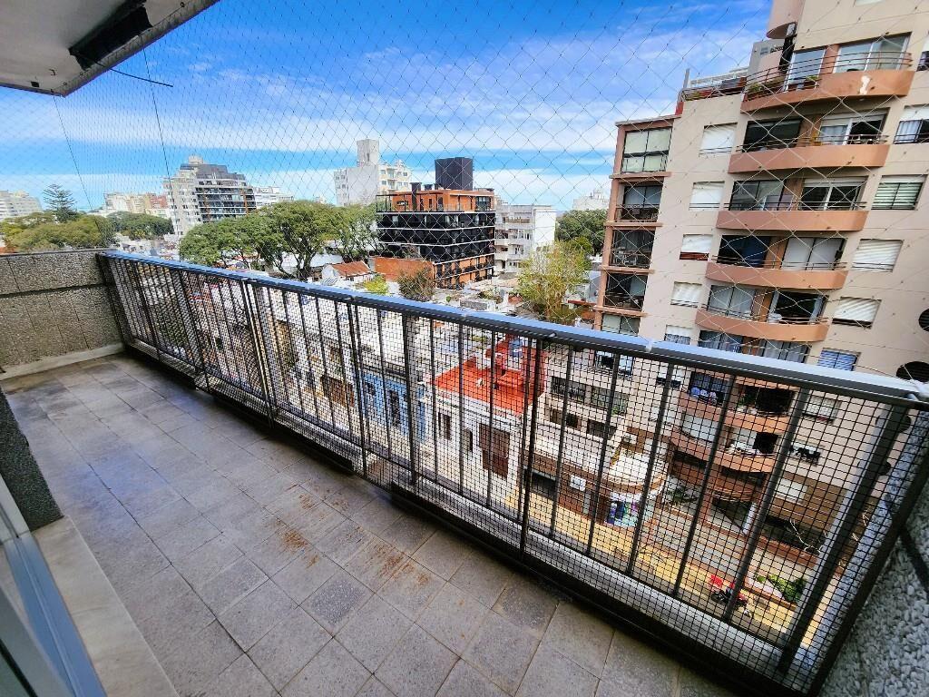 APARTAMENTO 3 DORMITORIOS!! EXCELENTE UBICACIÓN!!