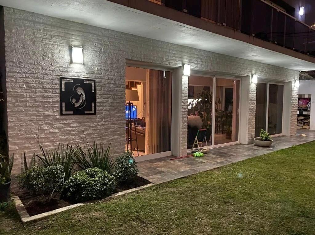 Dueño vende casa en Santa Bernardina