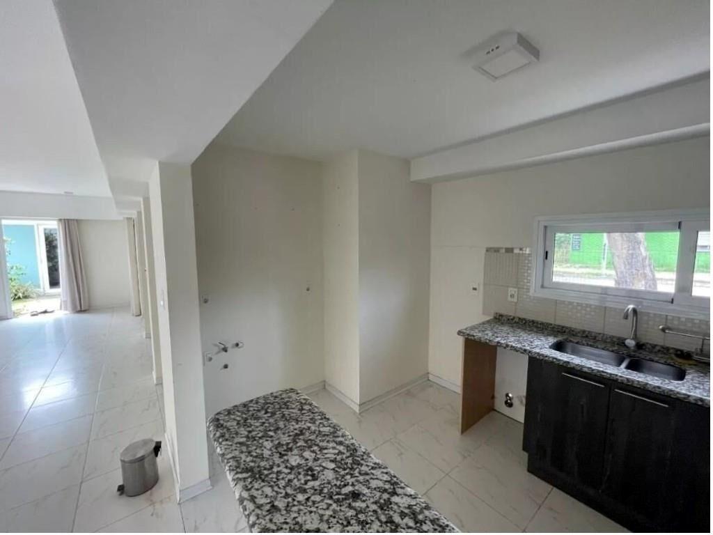 Dueño vende casa en Santa Bernardina