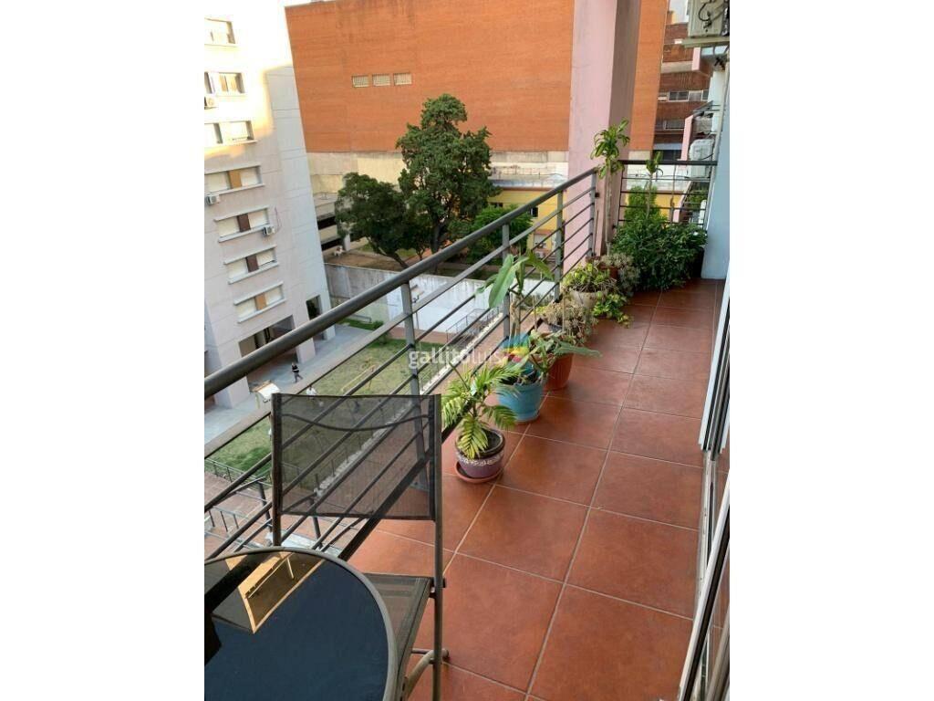 APTO ALQUILADO a PASOS DE 8 DE OCTUBRE CON GARAGE!