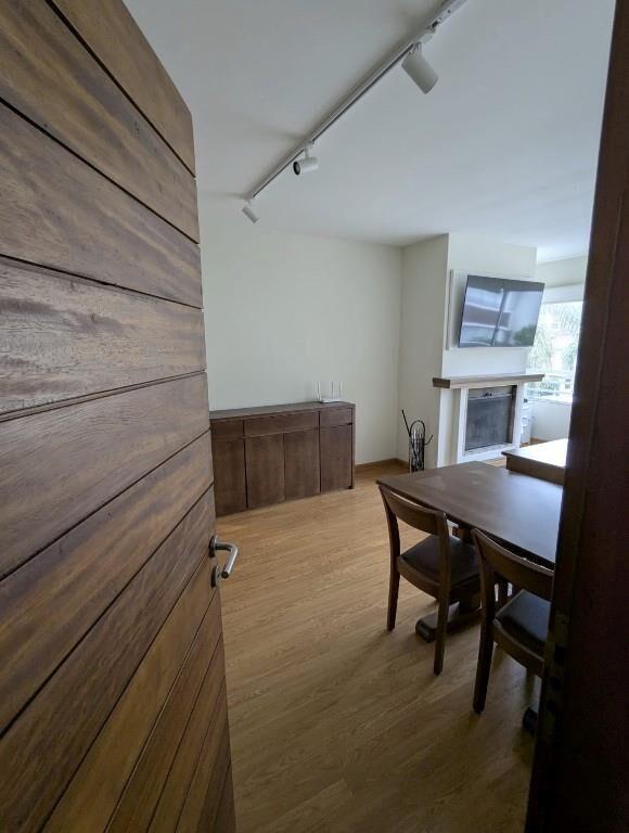 Benito Lamas, apto 2 dorm, y gge $ 40.000.-