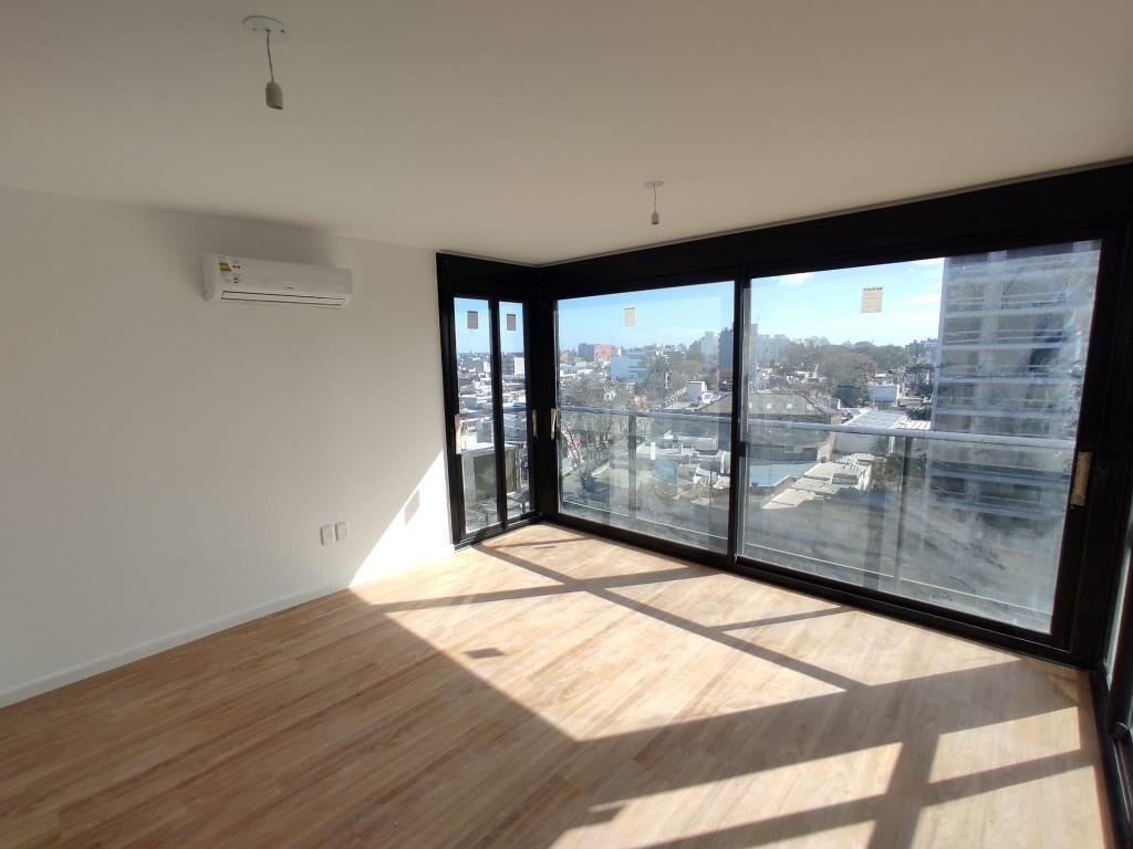 Venta Apartamento Monoambiente En Piso 10 Parque Batlle Omb