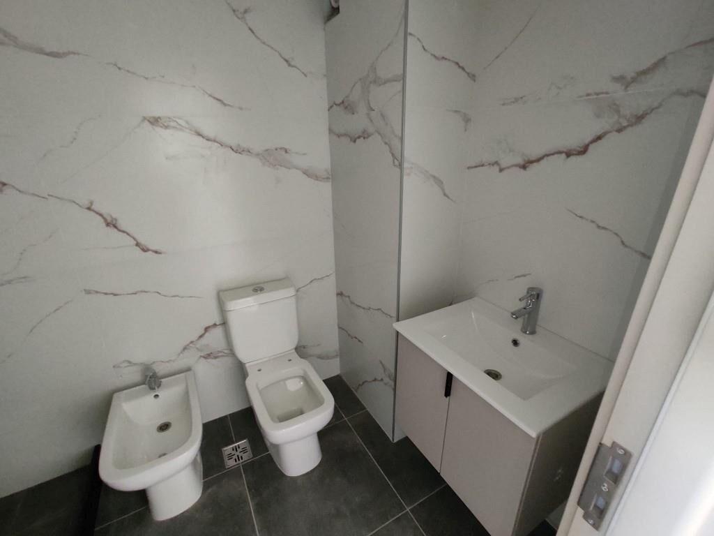 Venta apartamento 2 dormitorios cocina definida 80 mts2 Par