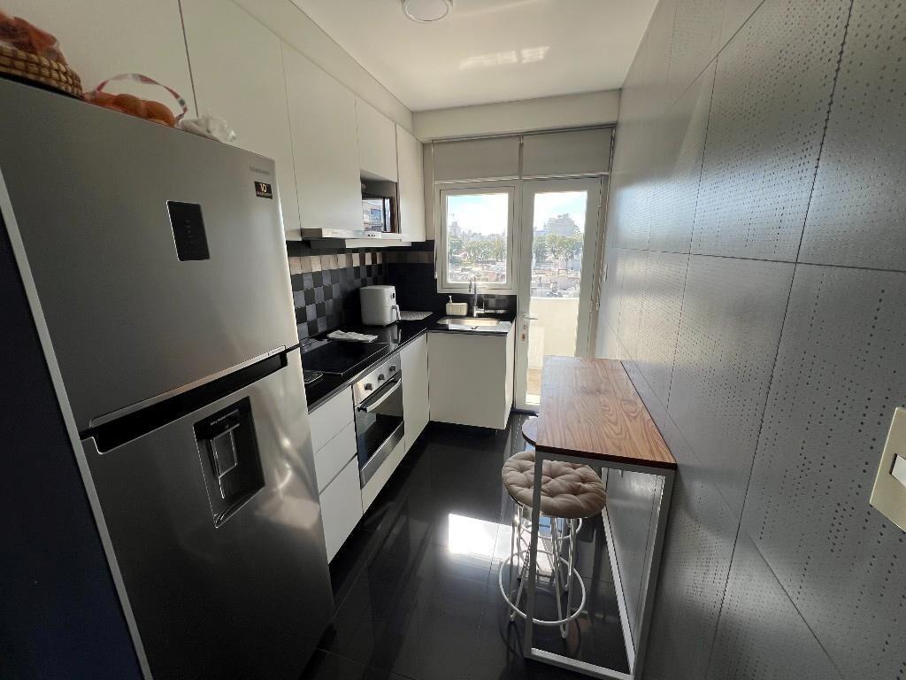 VENTA 2 DORMITORIOS 1 BAÑO TOTALMENTE RECICLADO