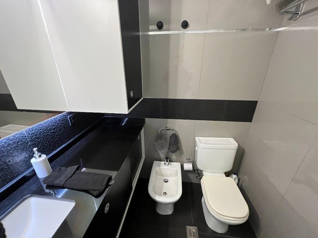 VENTA 2 DORMITORIOS 1 BAÑO TOTALMENTE RECICLADO