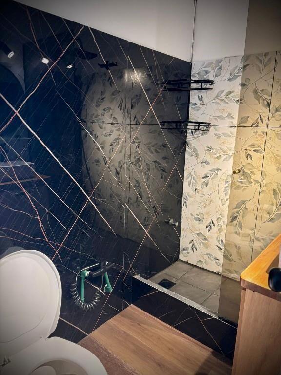 Se Alquila - Malvin Alto -3 Dormitorios 1 baño Semi-amoblado