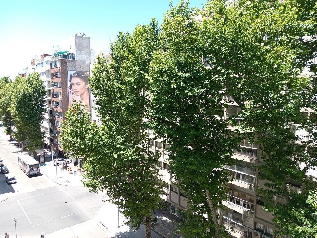 Alquiler Pocitos Bto. Blanco Monoambiente amplio terraza