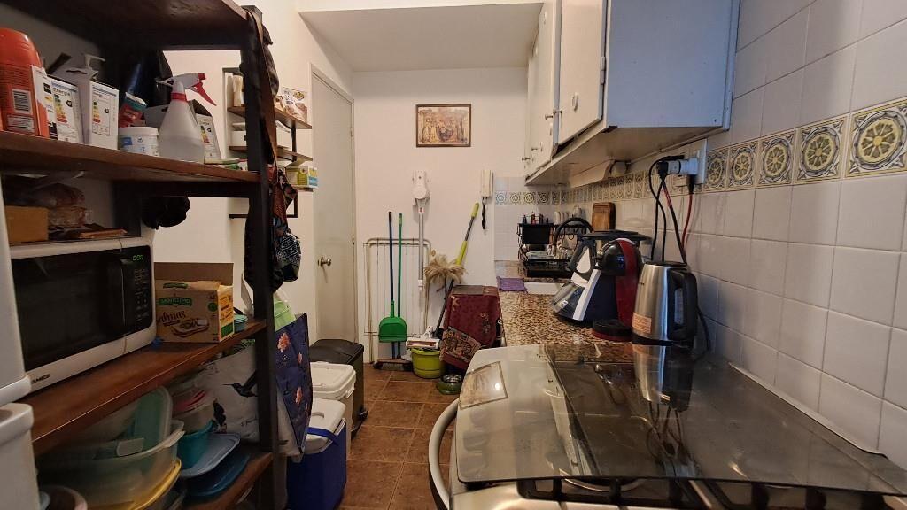 Estratégico Apartamento con garage sobre peatonal