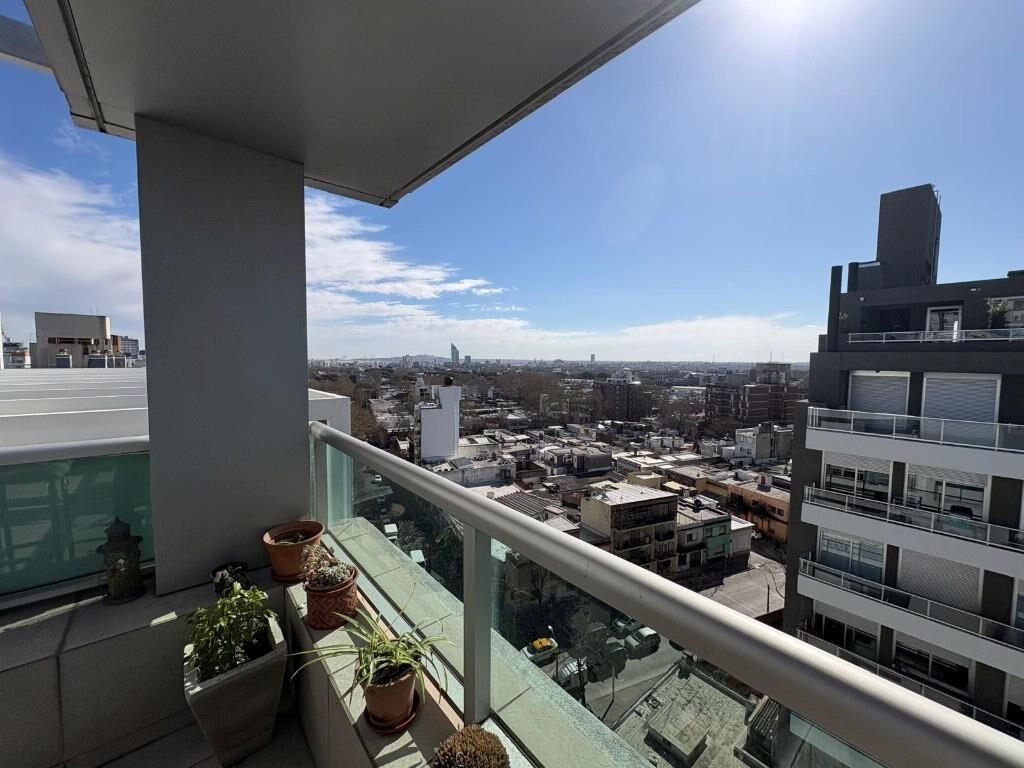 IDEAL PENTHOUSE AMUEBLADO CON TERRAZA Y GGE EN TRES CRUCES!