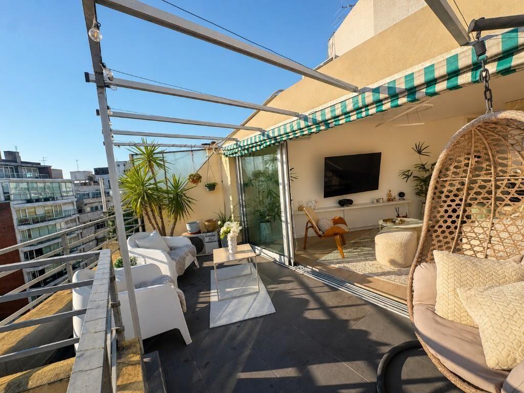 Dueño Vende Penthouse De diseño! 2 dormitorios y vista!