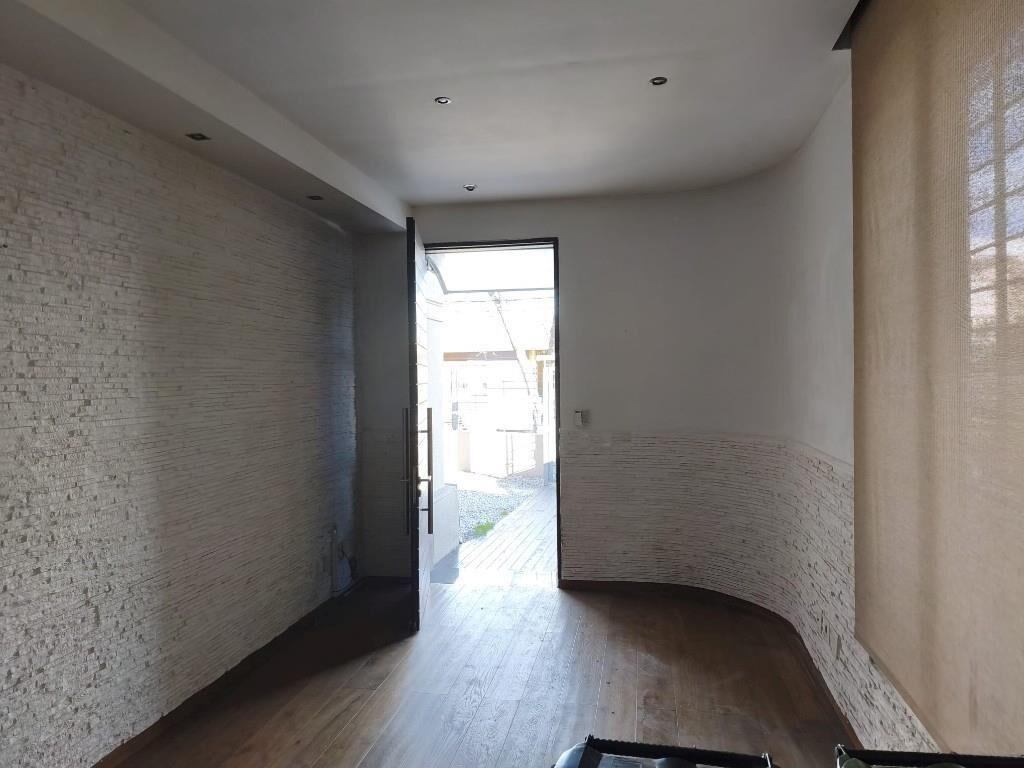alquiler casa 3 dormitorios jardin y fondo en Malvín