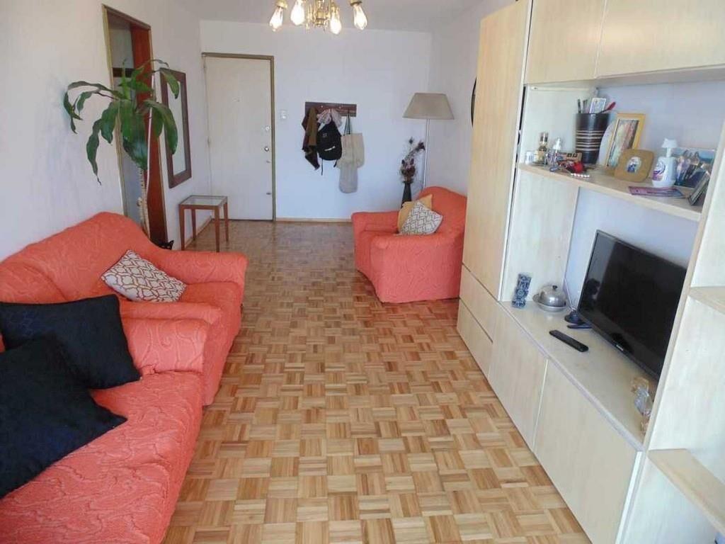 PISO ALTO C/VISTA DESPEJADA 1 O 2 DORM. Y GGE. G.COM BAJOS!