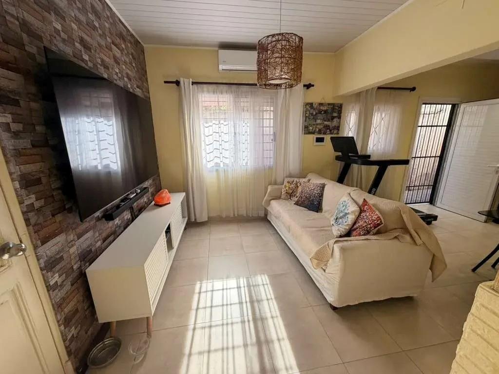 Casa En Venta Al Frente A Nuevo En Calle Dulcinea Y Catala