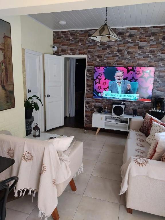 Casa En Venta Al Frente A Nuevo En Calle Dulcinea Y Catala