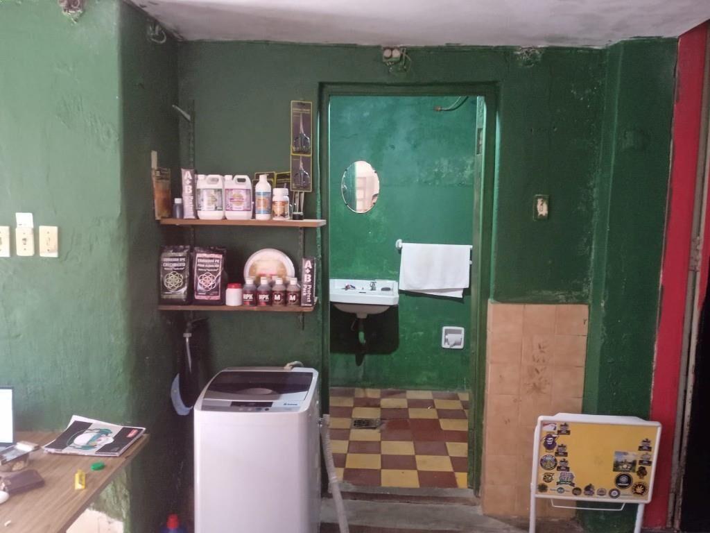 Casa en Centro de Salto a Reciclar. Oportunidad.