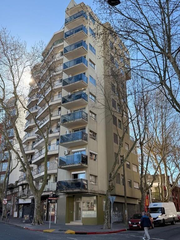 Hermoso Apartamento en Parque Rodo! Balcón y parrillero!