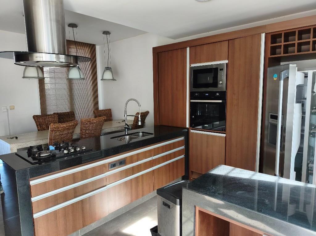 alquiler casa 3 dormitorios jardin y fondo en Malvín