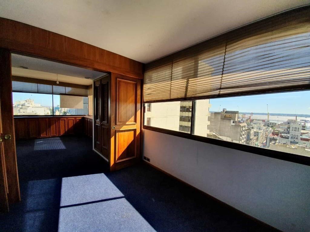 Oficina, Piso 10, Vistas Panorámicas, 79 Mts, Ciudad Vieja
