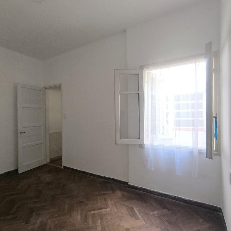 Apartamento planta baja con patio