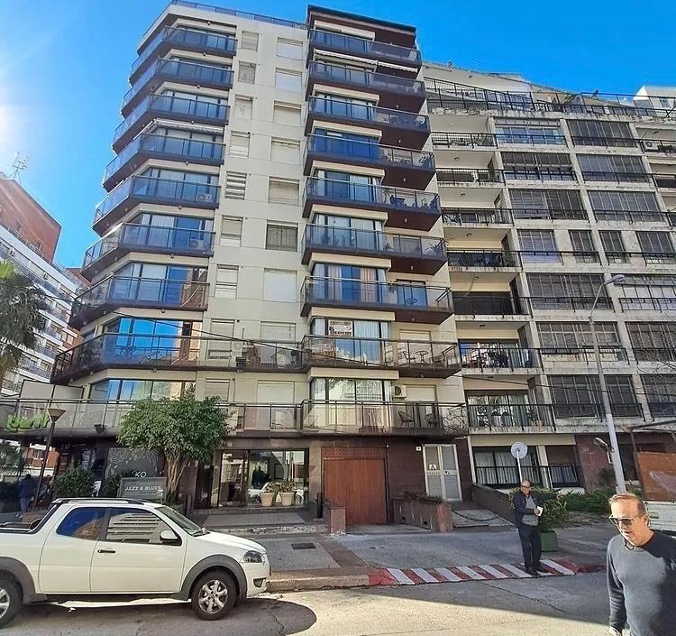 SUSENA INVERSIONES ALQUILA APTO EQUIPADO O SIN EQUIPAR