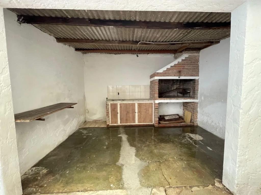 Amplia, cochera,parrillero, a pasos de Solano Lopez