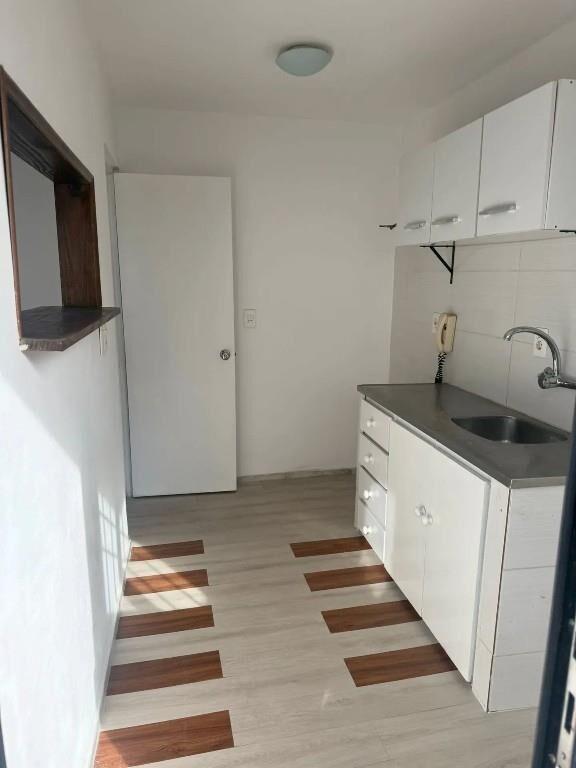 Gran ubicacion,patio, sobre avenidas, oportunidad
