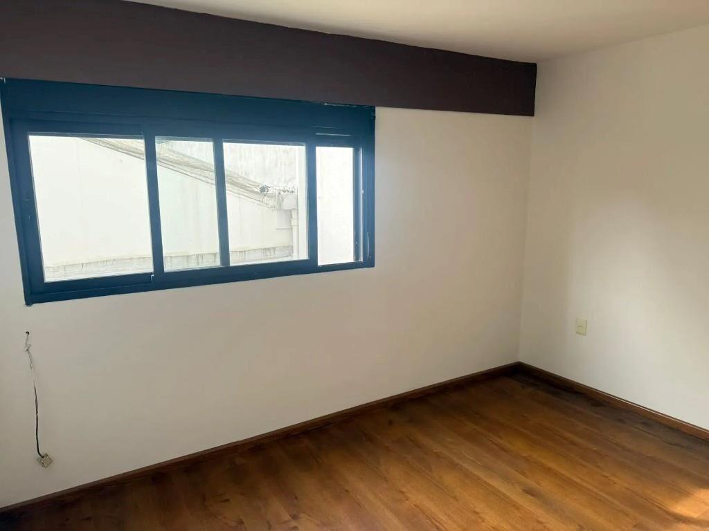 Gran ubicacion,patio, sobre avenidas, oportunidad