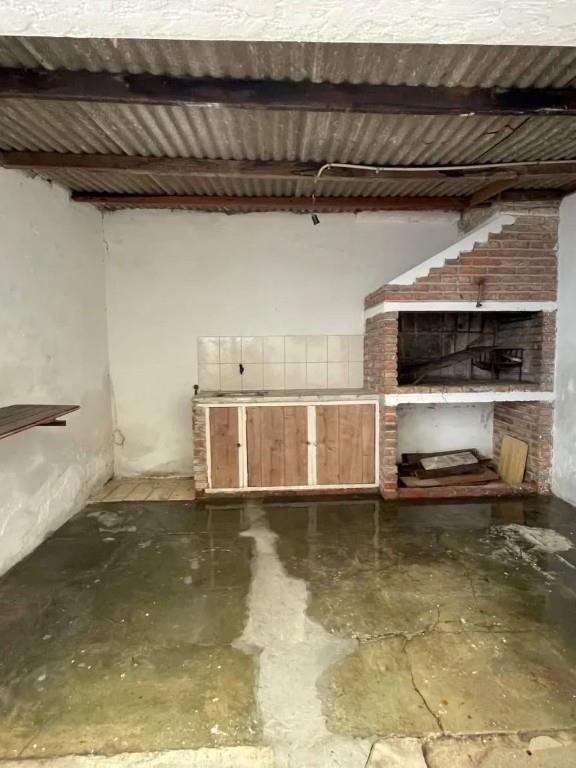 Hermosa casa a pasos de Solano lopez,cochera parrillero
