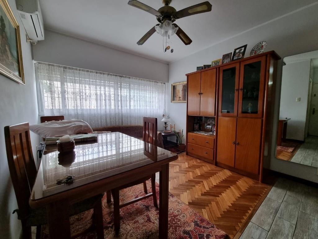 Apartamento Venta, Sin Gastos Comunes, 1 Dormitorio, Patio
