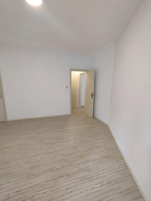 Hermoso apto, Pleno centro, todos los servicios, bajos gc