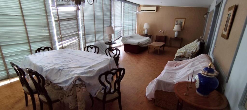 PASOS PZA VARELA, PISO ALTO, CATEGORIA, 128 M2 EDIF.!!!