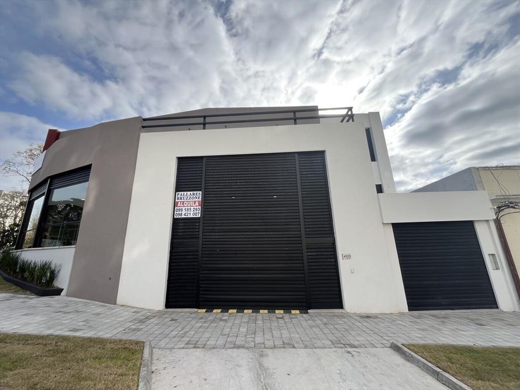 IMPONENTE LOCAL COMERCIAL  A ESTRENAR