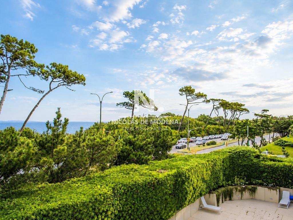 Espectacular departamento en venta frente al mar