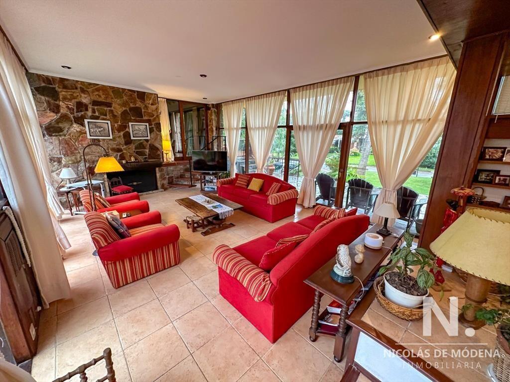 Casa en excelente zona de Playa Mansa