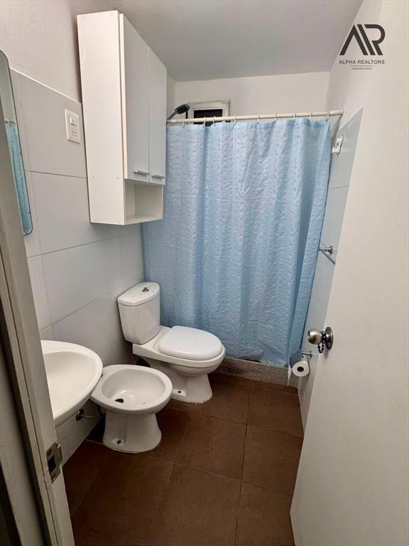 Apartamento en venta c/ cochera en Malvin Norte