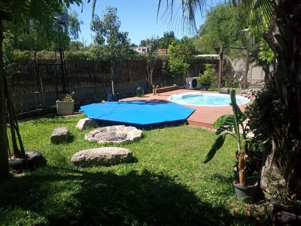 Venta de Dos Casas con Piscina  en Cno del Andaluz