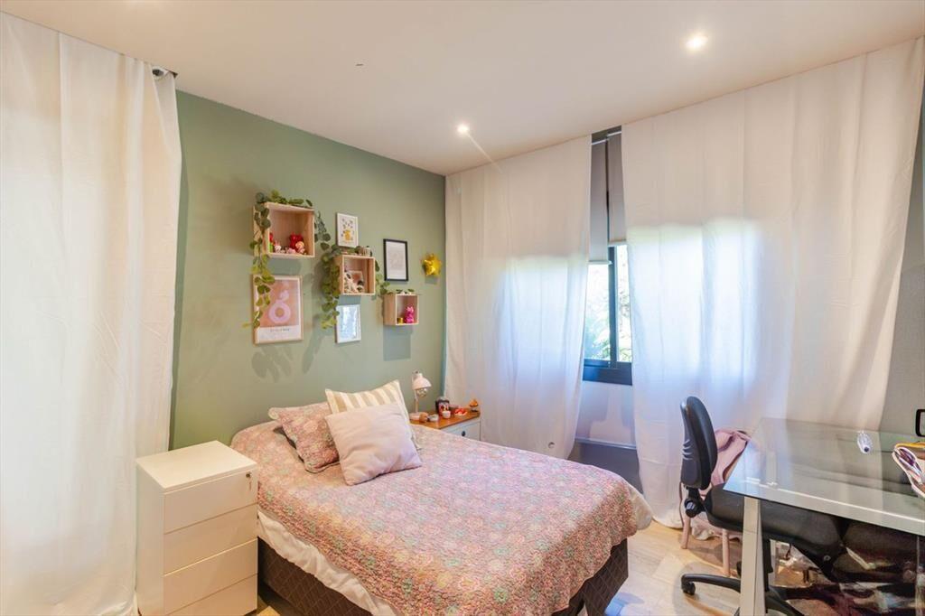 VENTA CASA 4 DORMITORIOS VIÑEDOS DE LA TAHONA
