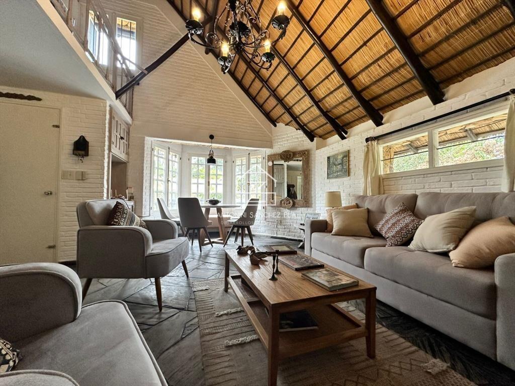 Casa de 3 dormitorios en alquiler en Punta del